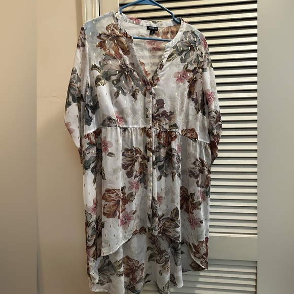 Torrid High Low Blouse - Picture 6 of 6